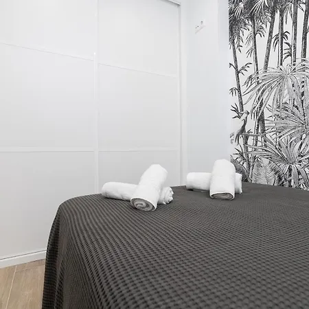 Oleholidays 412 Romana Playa Primera Linea Playa Apartment Marbella