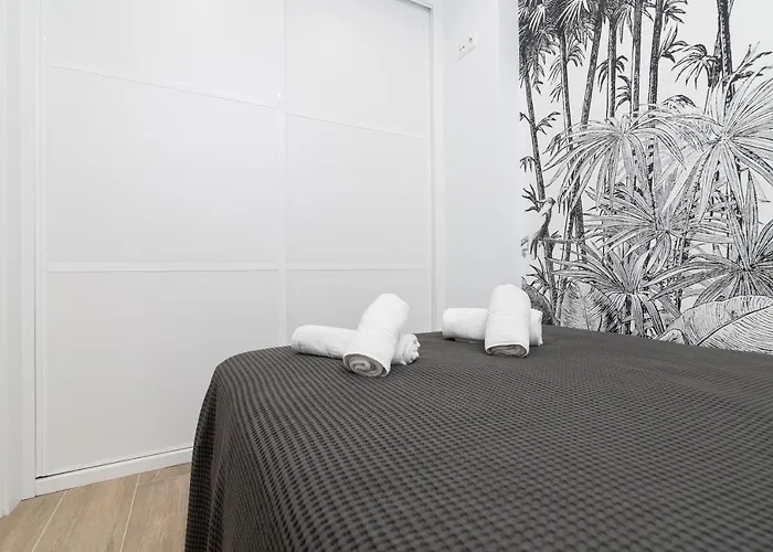 Oleholidays 412 Romana Playa Primera Linea Playa Daire Marbella
